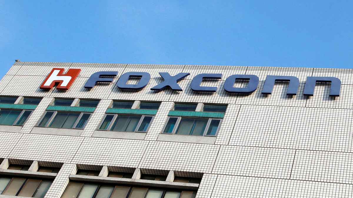 iPhone-Maker Foxconn to Make Chips in India With Vedanta Amid Global Shortage