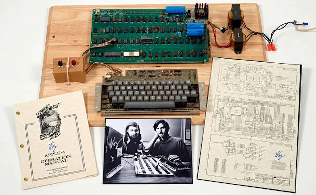 Original Apple Computer Built by Steve Jobs and Steve Wozniak to Be Auctioned